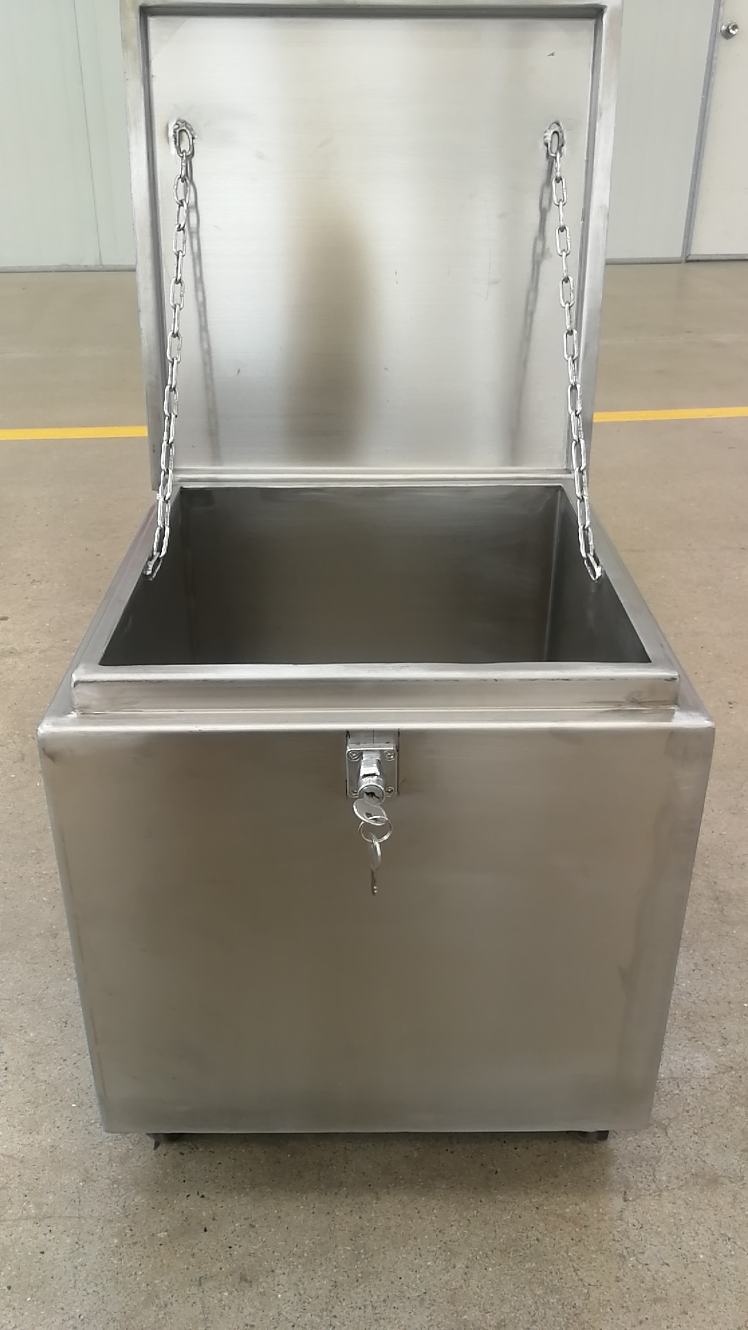 Stainless Steel Or Steel Inner And Outer Boxes Lead Material Mobile ...
